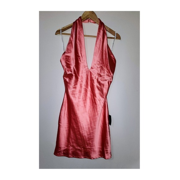 Lulus Dresses & Skirts - Lulus Coral Pink Satin Halter Mini Dress Deep V-Neck Open Back Size S NEW